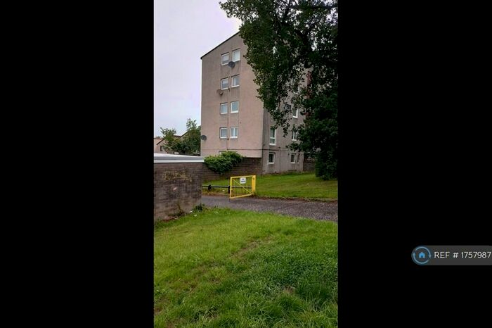 2 Bedroom Maisonette To Rent In Earn Crescent, Dundee, DD2