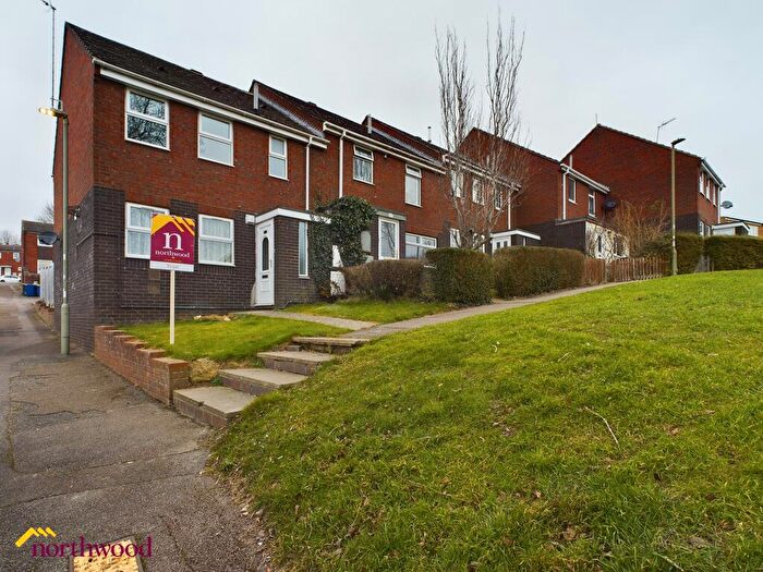 3 Bedroom End Of Terrace House For Sale In Hearthway, Banbury, OX16
