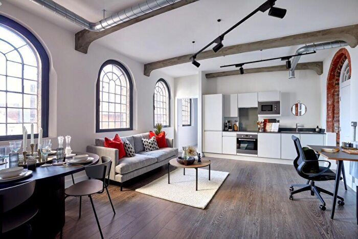 2 Bedroom Apartment To Rent In Charlotte Street, Birmingham, B3
