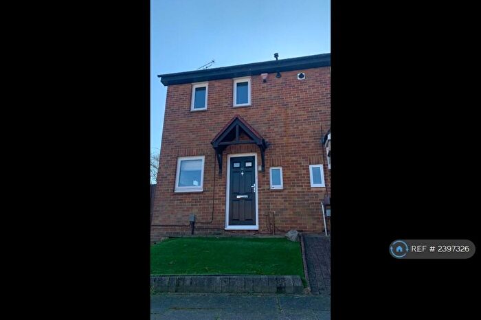 2 Bedroom Terraced House To Rent In Ashurst Close, Crayford, Dartford, DA1