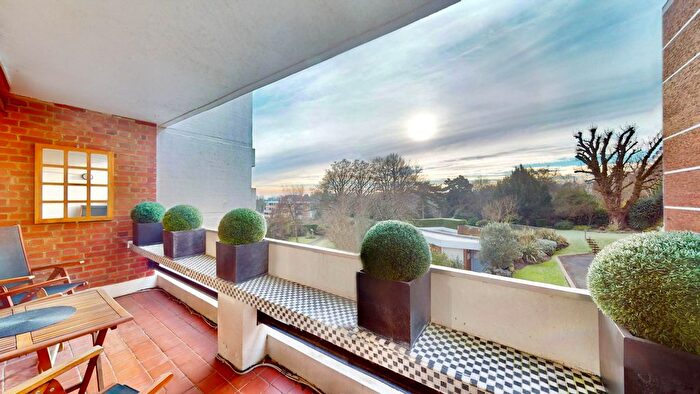 2 Bedroom Flat To Rent In Southwood Lawn Road, Highgate, N6