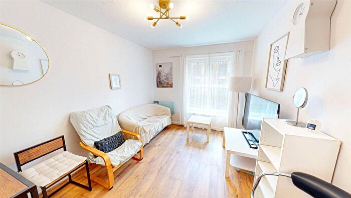 1 Bedroom Apartment For Sale In Venice Court, Samuel Ogden Street, Manchester, M1