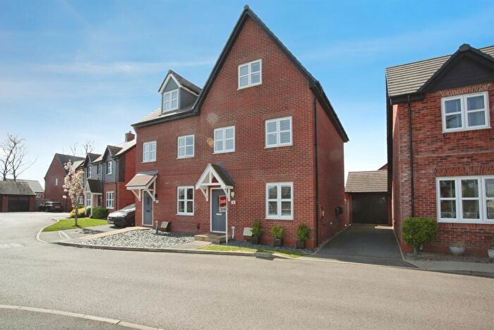 3 Bedroom Semi Detached House For Sale In Herdwick Close, Long Lawford, Rugby, CV23