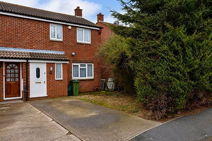 3 Bedroom End Of Terrace House To Rent In Rye Avenue, Cheltenham, GL51