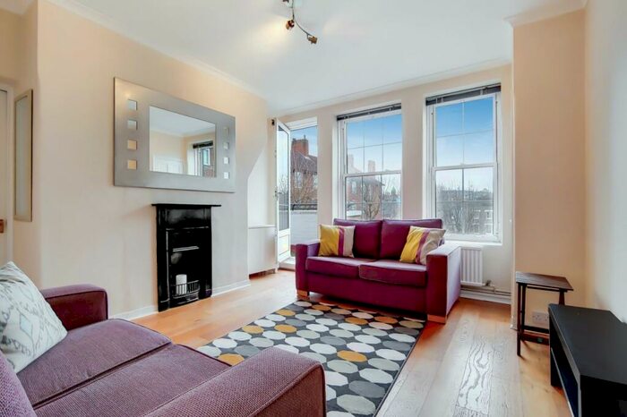 2 Bedroom Apartment To Rent In Elwood Street, Highbury, N5