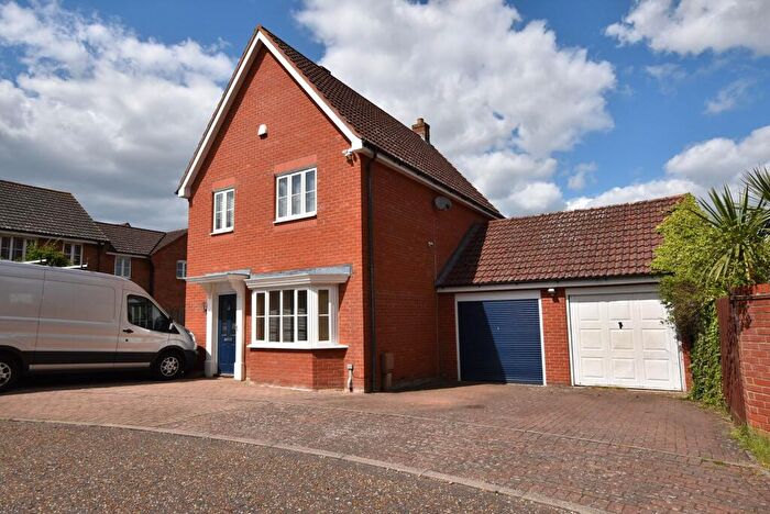 3 Bedroom Detached House To Rent In Comfrey Way, Thetford, IP24