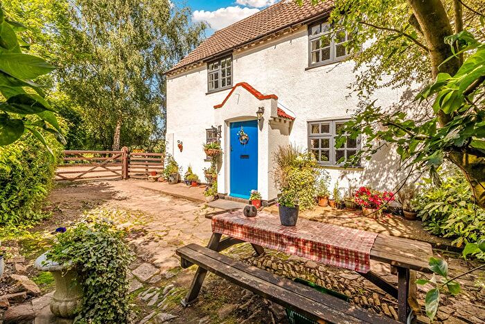 2 Bedroom Cottage For Sale In Sunwolf Cottage, Rempstone Road, Hoton, LE12