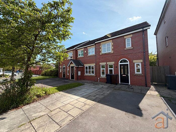 3 Bedroom End Of Terrace House To Rent In Let - Moreland Drive, Southport - Three Bedroom End-Terrace House, PR8