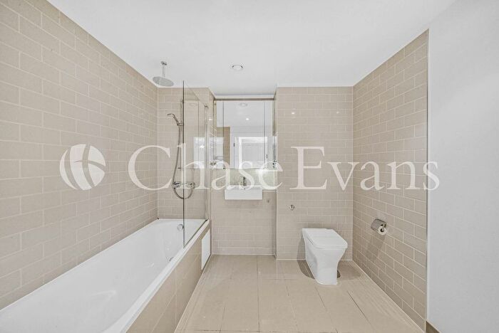 1 Bedroom Flat To Rent In Rodney Road, Elephant Amp; Castle, London, SE17