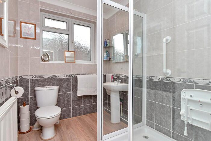 2 Bedroom Detached Bungalow For Sale In Chalkland Rise, Woodingdean, Brighton, East Sussex, BN2