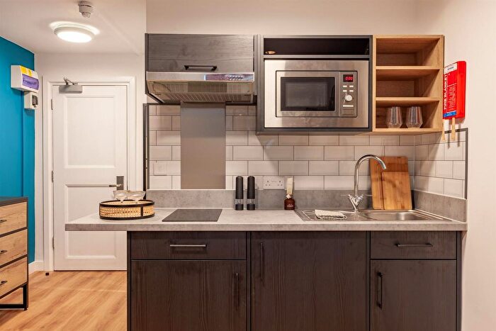 Studio To Rent In Springfield Mount, Leeds, LS2