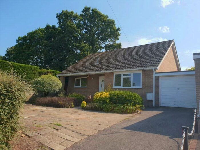 2 Bedroom Bungalow To Rent In Ameys Lane, Ferndown, Dorset, BH22