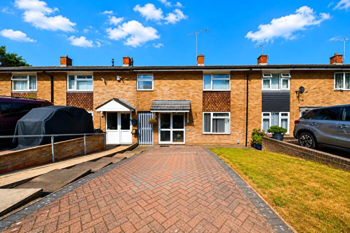 3 Bedroom Terraced House For Sale In Telford Avenue, Stevenage, SG2