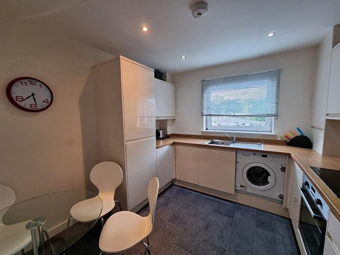 2 Bedroom Flat To Rent In St Peters Square, City Centre, Aberdeen, AB24