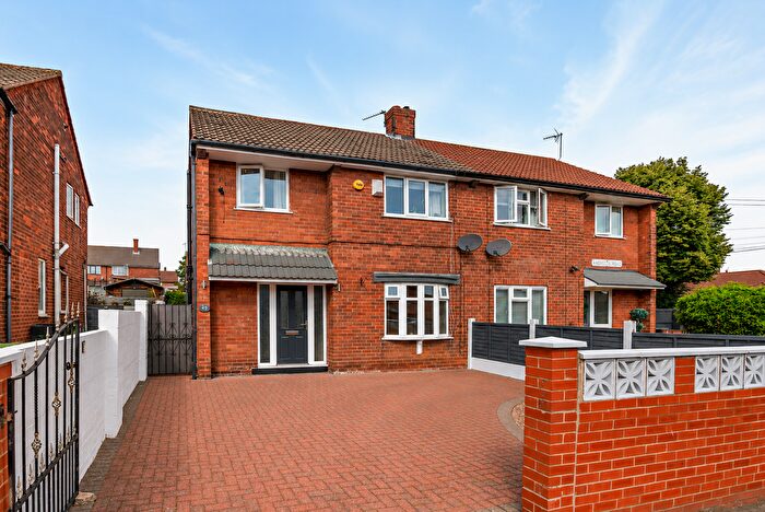 3 Bedroom Semi-Detached House For Sale In Ambleside Road, Castleford, West Yorkshire, WF10