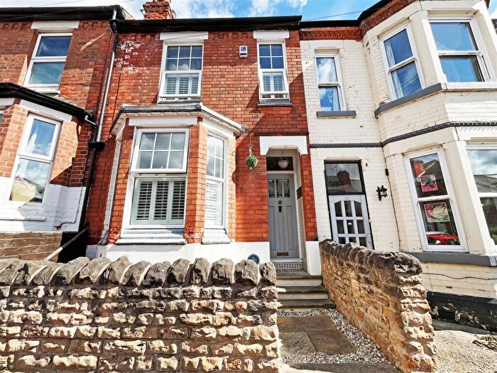 2 Bedroom Terraced House To Rent In Sedgley Avenue, Nottingham, NG2