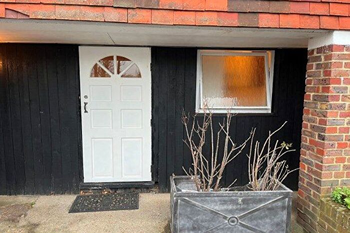 1 Bedroom Flat To Rent In Buffalo Bills, Halland, BN8