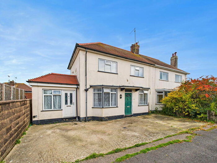 4 Bedroom Semi Detached House For Sale In Wiston Avenue, Worthing, BN14