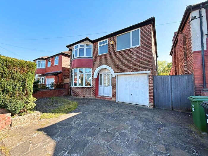 4 Bedroom Detached House For Sale In Avonlea Road, Sale, M33