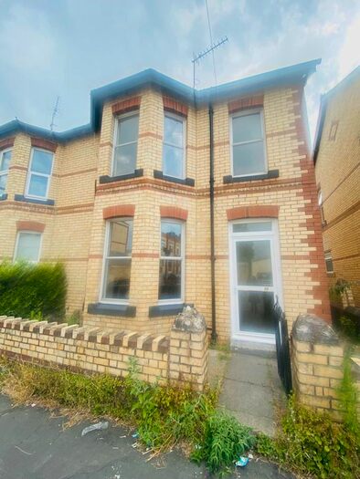 3 Bedroom End Of Terrace House To Rent In Kings Street, Newton Abbot, TQ12