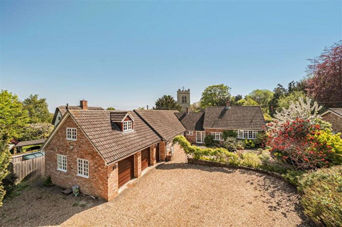 4 Bedroom Detached House For Sale In Kirklea, Park Road, Melchborne, MK44