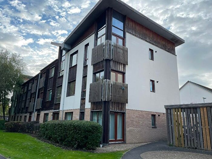 2 Bedroom Apartment To Rent In Cowleaze, Chippenham, Wiltshire, SN15