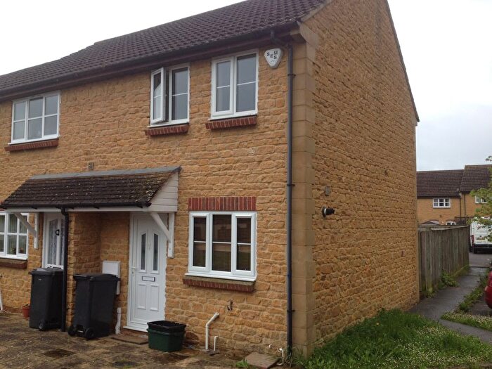 2 Bedroom Semi-Detached House To Rent In Lamprey's Lane, South Petherton, TA13