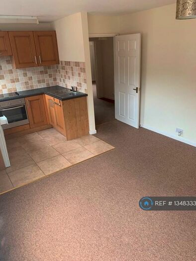 2 Bedroom Flat To Rent In Market Street, Ely, CB7