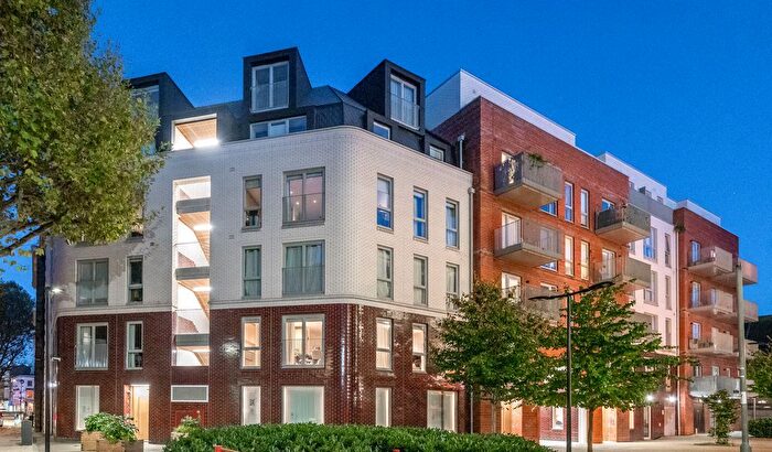 2 Bedroom Flat For Sale In Portpool Lane, London, EC1N
