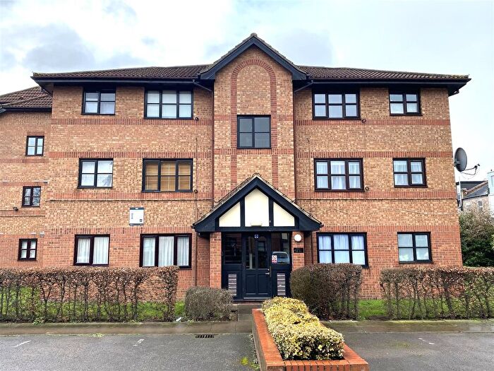 Studio To Rent In Chamberlain Place, London, E17