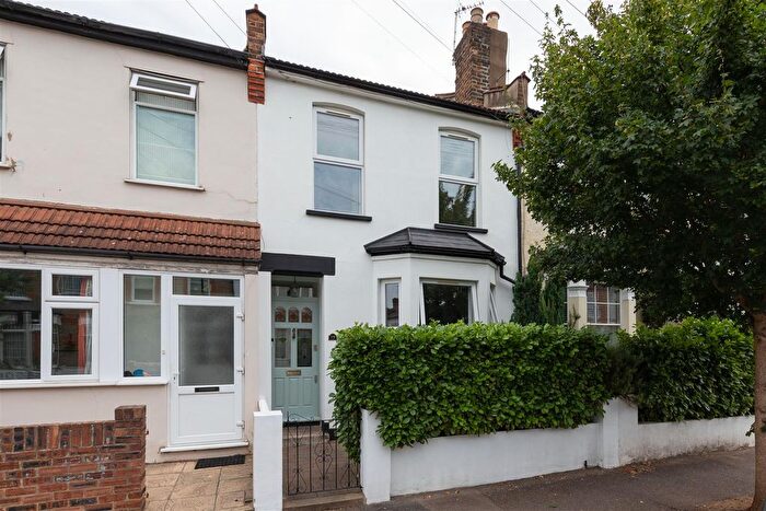 2 Bedroom Terraced House For Sale In Chatham Road, Walthamstow, E17
