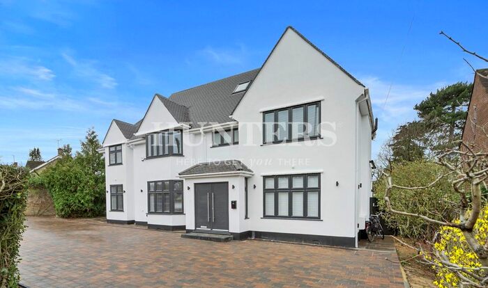 7 Bedroom Property To Rent In Deacons Hill Road, Elstree, WD6