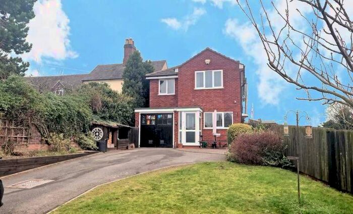 4 Bedroom Detached House For Sale In Main Road, Wigginton, Tamworth, B79