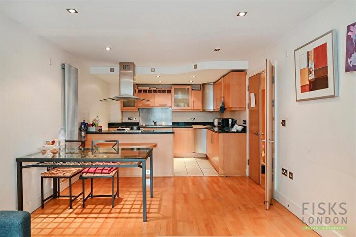 1 Bedroom Flat For Sale In Millharbour, London, E14