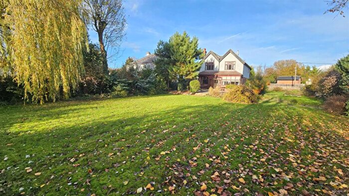 4 Bedroom Detached House For Sale In Station Road, Bottesford, NG13