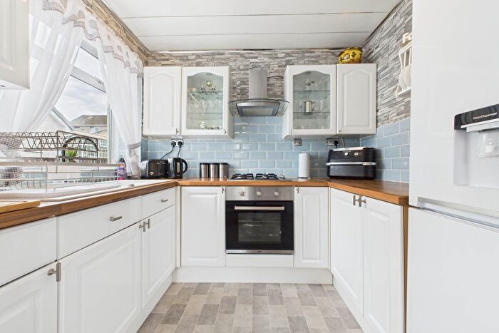 2 Bedroom Semi-Detached House For Sale In Hillfoot Gardens, Wishaw, ML2