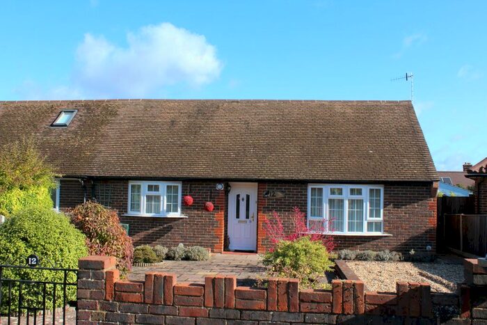 2 Bedroom Semi-Detached Bungalow To Rent In Clover Lea, Binscombe, Farncombe, GU7