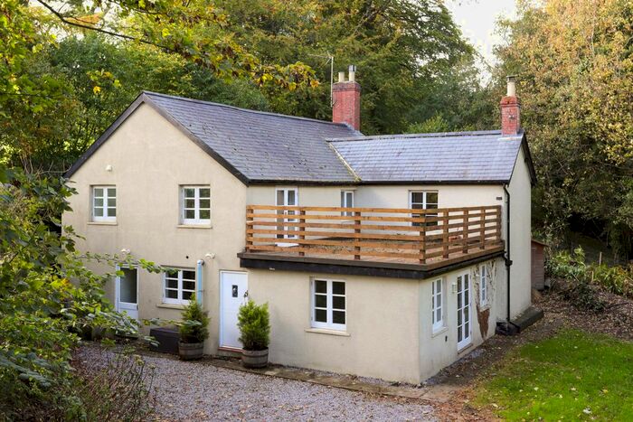 4 Bedroom Detached House To Rent In Yarner Lodge, Haytor Road, Bovey Tracey, TQ13