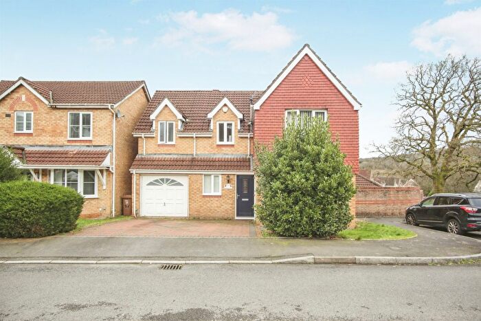4 Bedroom Detached House For Sale In Coed-Y-Graig, Ystrad Mynach, Hengoed, CF82