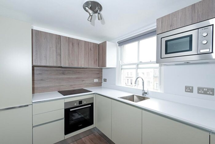 2 Bedroom Flat To Rent In Camden High Street Camden Town, NW1