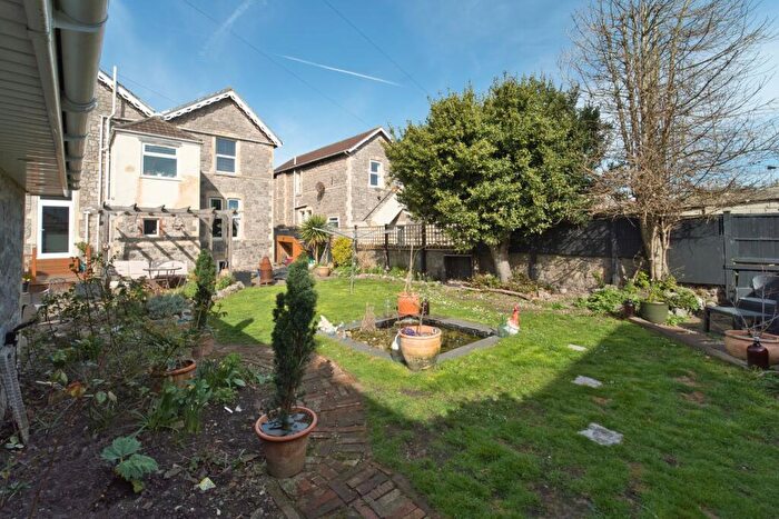 3 Bedroom Flat For Sale In Graham Road, Weston-Super-Mare, BS23