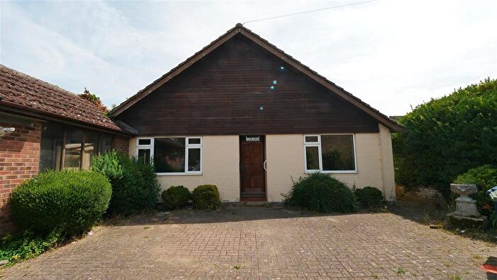3 Bedroom Bungalow To Rent In Homelea, Priory Road, St Ives, PE27