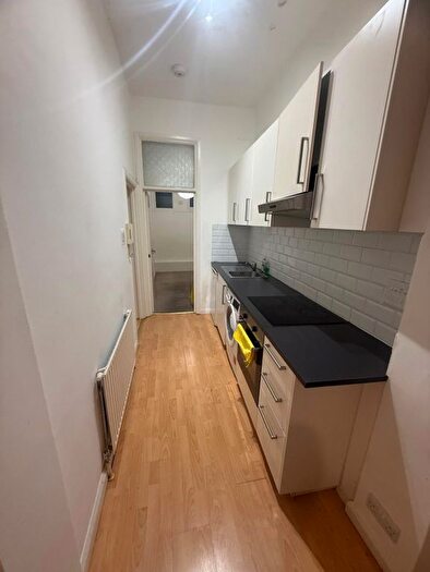 1 Bedroom Flat To Rent In Kilburn High Road, London, NW6