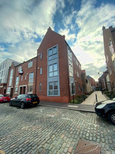 2 Bedroom Flat To Rent In Horner's Square, Hull, HU1
