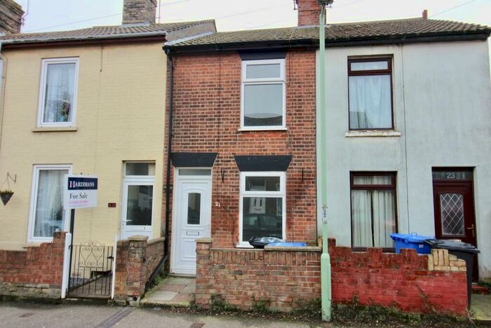 3 Bedroom Terraced House To Rent In Beckham Road, Lowestoft, NR32