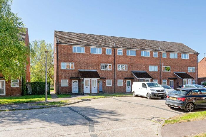 2 Bedroom Maisonette For Sale In Icknield Close, Ickleford, SG5