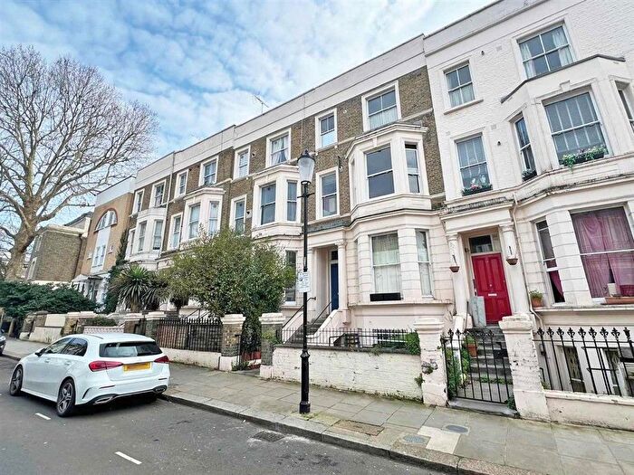 1 Bedroom Flat For Sale In Tavistock Road, London, W11