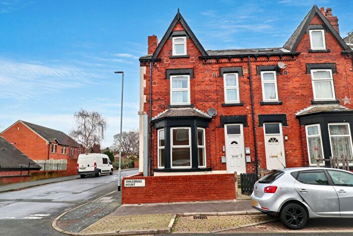 1 Bedroom Flat For Sale In Sholebroke Mount, Leeds, LS7