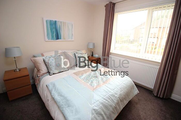 3 Bedroom House To Rent In Burley Hill Drive, Leeds, LS4