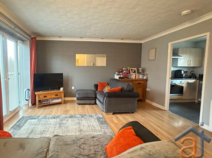 2 Bedroom Flat For Sale In Canal View Court, L21